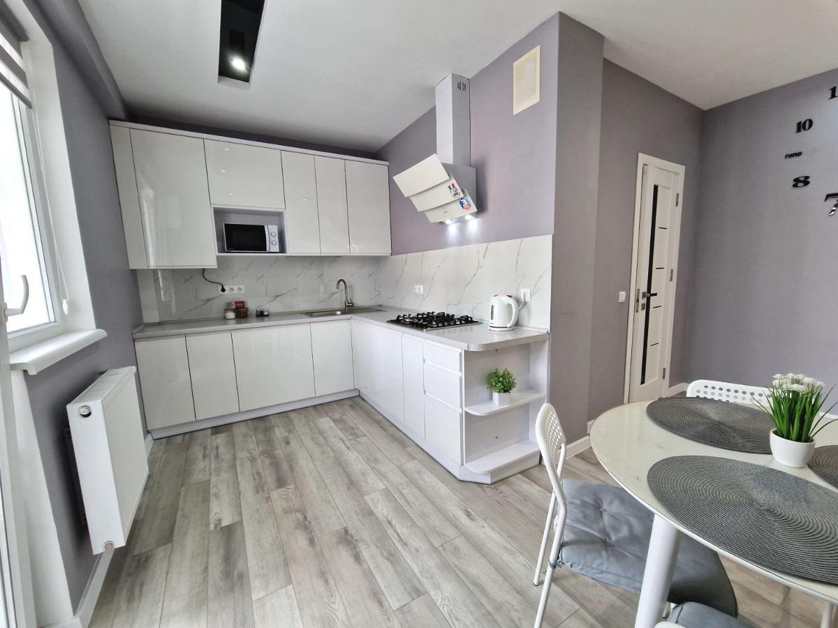 Premium Apartment On Belvedere 伊万诺-弗兰科夫斯克 外观 照片